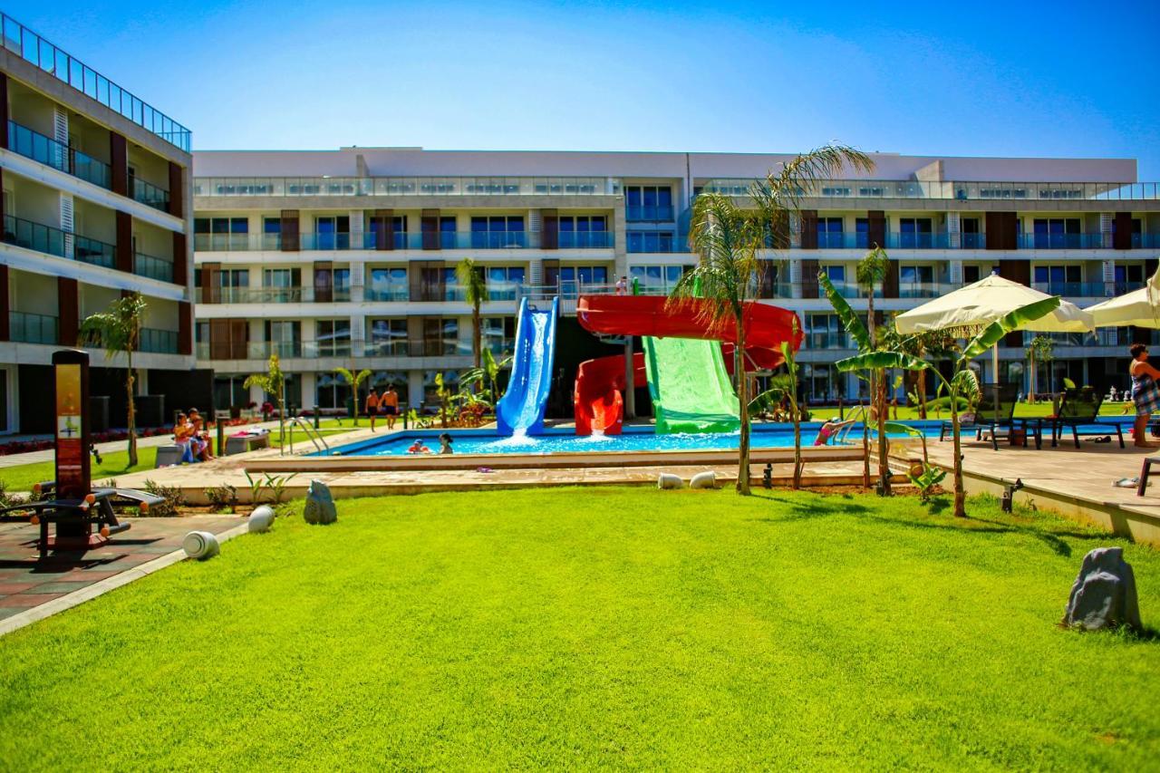 Courtyard Long Beach Holiday Resort Iskele District  ภายนอก รูปภาพ