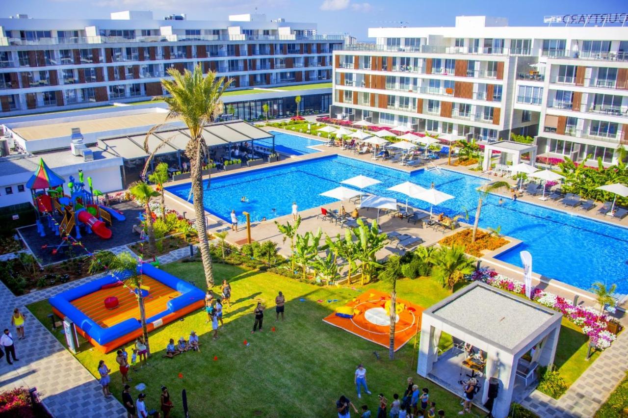 Courtyard Long Beach Holiday Resort Iskele District  ภายนอก รูปภาพ